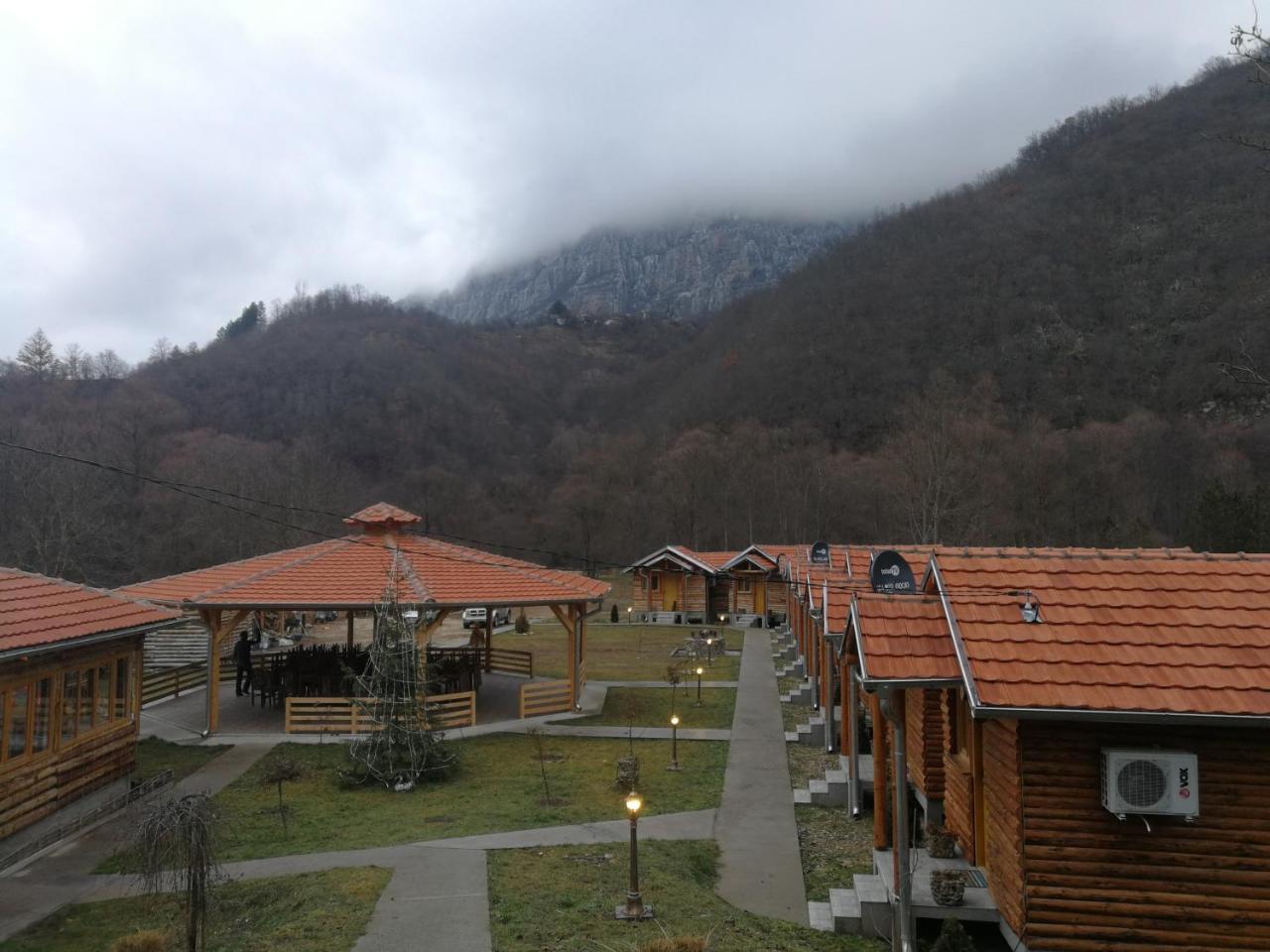 Juzni Vetar Hotel Trnski Odorovci Exterior photo